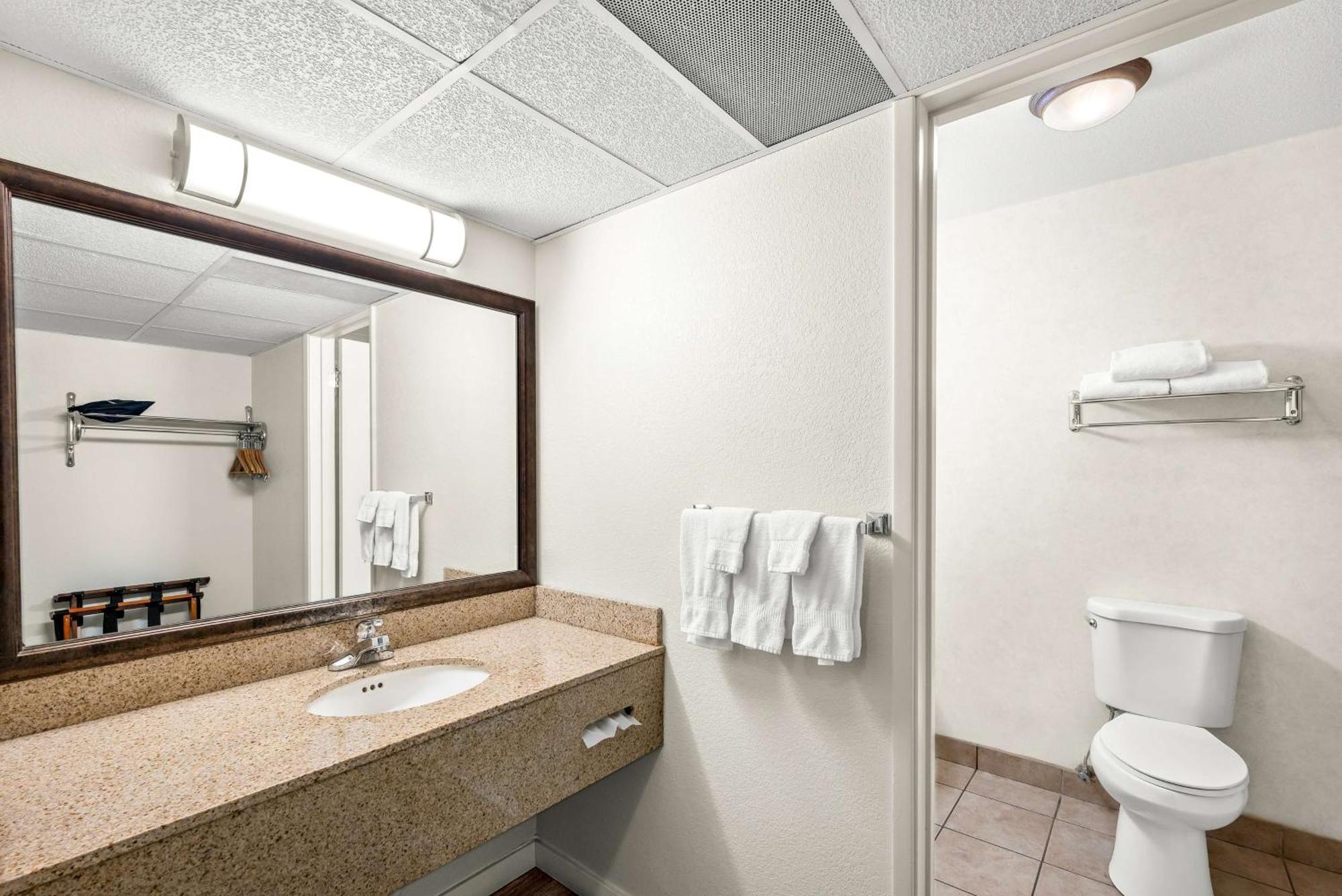 Best Western Stagecoach Inn Pollock Pines Экстерьер фото