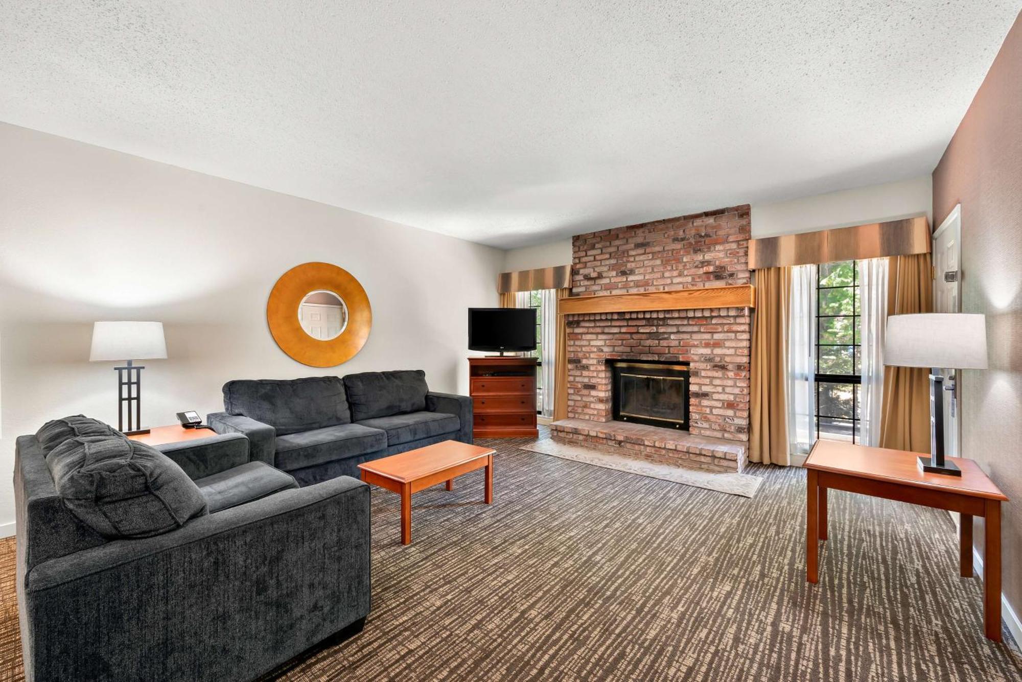 Best Western Stagecoach Inn Pollock Pines Экстерьер фото