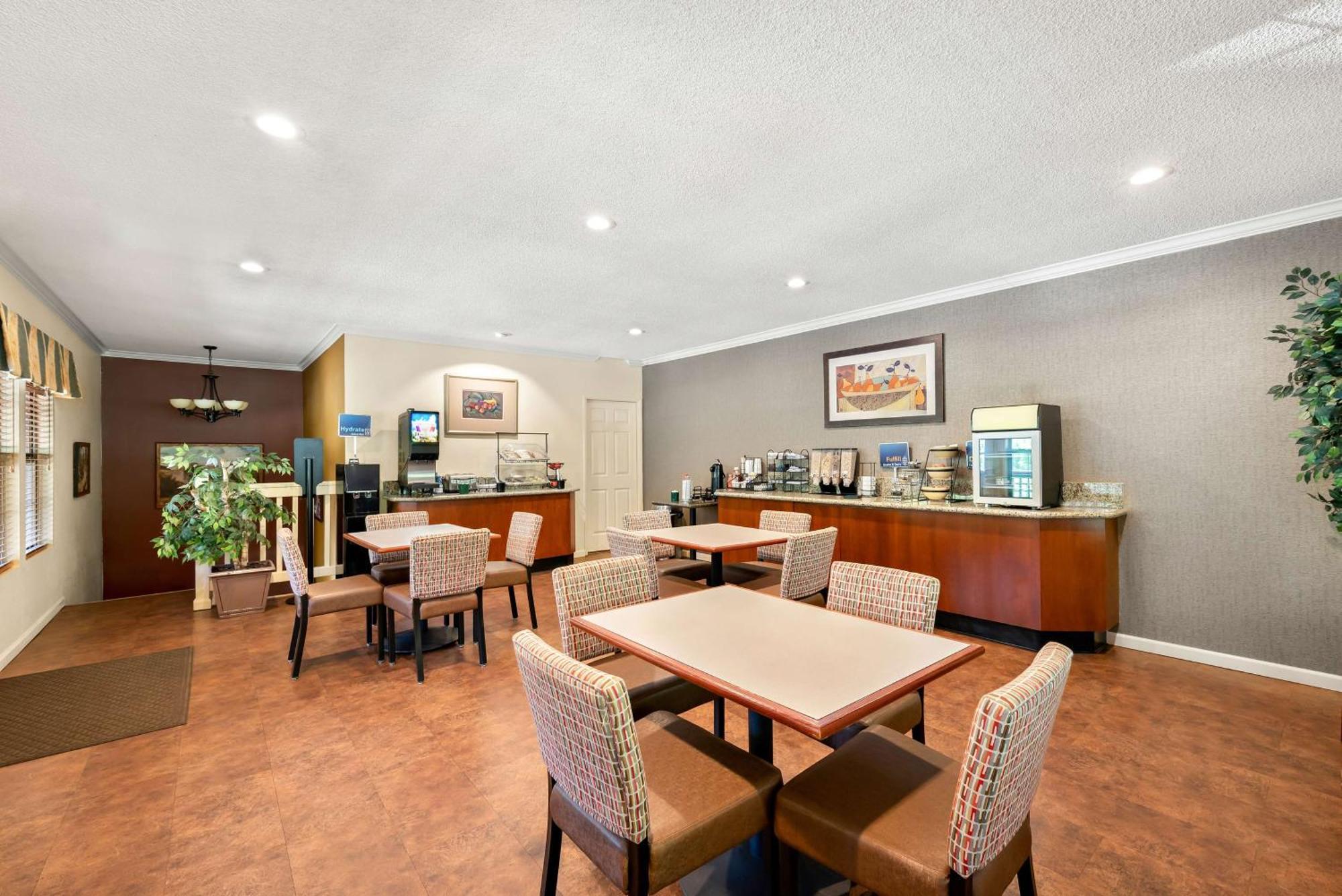 Best Western Stagecoach Inn Pollock Pines Экстерьер фото